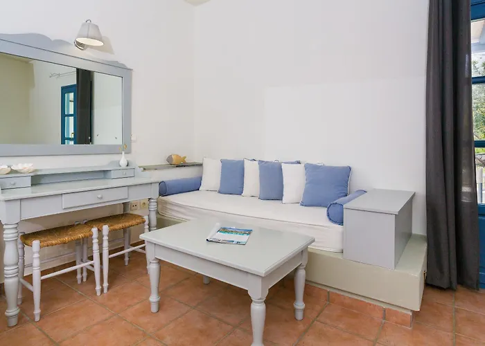 Acqua Marina 4* クリシ・アクティ