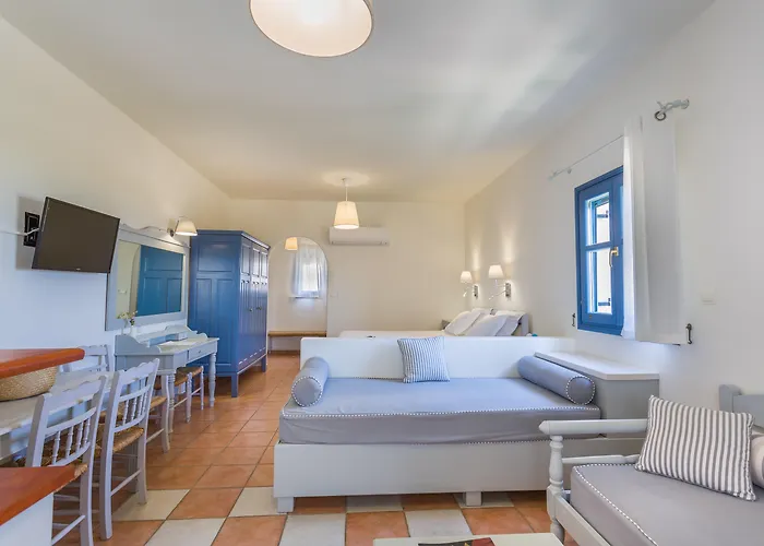 Acqua Marina Chrisi Akti (Paros)